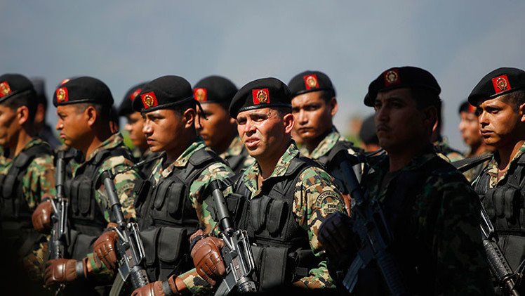 Filtración: "Los normalistas de Ayotzinapa están vivos, los tiene el Ejército mexicano"