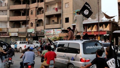 Hallan una fosa común con 230 cuerpos de asesinados por el Estado Islámico en Siria