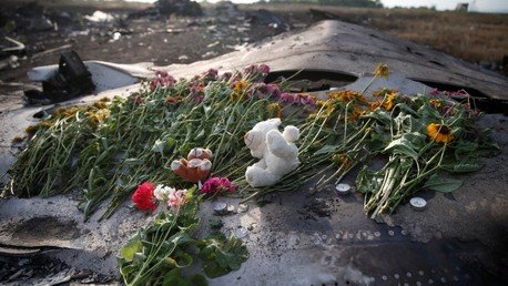 EE.UU. admite la existencia de materiales secretos en la tragedia del MH17