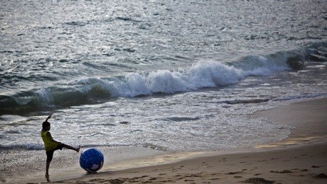 Avance energético: Brasil obtiene electricidad de olas del mar 