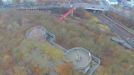 Video: Dron capta imágenes únicas de una torre defensiva de Hitler