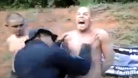 ¡Caveira!: Dolorosa ceremonia de condecoración policial brasileña