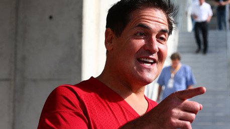 Multimillonario revela qué es lo más duro de ser tan rico