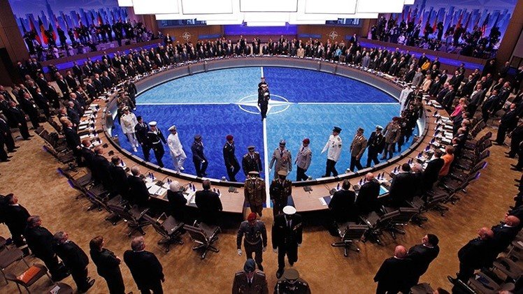 Partido alemán CSU: El deseo de Ucrania de entrar en la OTAN no es realista