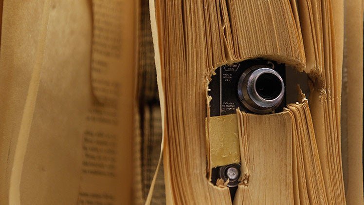 Proxeneta pudo haber filmado al príncipe Andrés durante sus citas con una esclava sexual