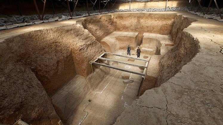 China: Descubren reliquias budistas en una antigua tumba