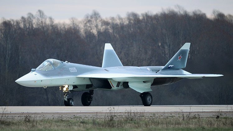 El cazabombardero ruso PAK-FA recibe un nuevo cañón