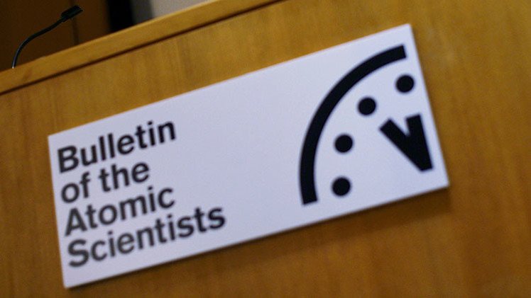 El 'Reloj del Juicio Final' puede avanzar más hacia hacia la medianoche