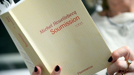 Una novela desata la polémica en Francia al evocar la llegada de los islamistas al poder