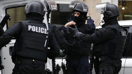 Abatido el hombre armado que tomó rehenes en un supermercado judío en París