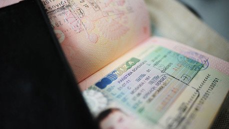 España quiere introducir controles fronterizos en los países Schengen