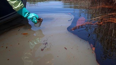 EE.UU.: Se vierten hasta 750 litros de agua radiactiva en un río tras fuga en una planta nuclear