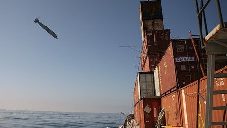 EE.UU. prueba con éxito la primera bomba marítima controlada por red