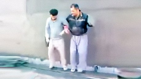 Los albañiles más felices del mundo también tienen accidentes