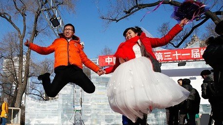 Bodas insólitas: Algunas de las tradiciones y costumbres más extravagantes para dar el sí