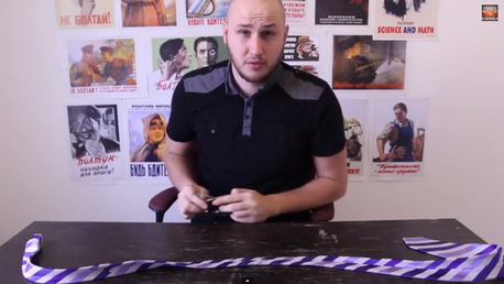  Aprenda a  anudar la corbata en 10 segundos sin mirarse al espejo