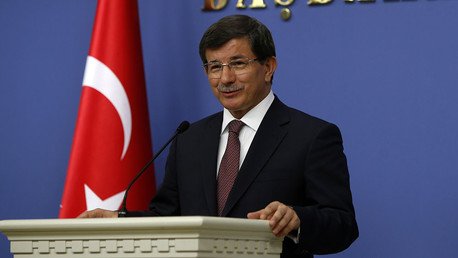 Denuncian que el primer ministro turco encubría suministro de armas a Al Qaeda