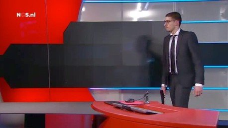 PRIMERAS IMÁGENES: Video del arresto del hombre armado que entró en un canal neerlandés