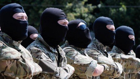 Militares ucranianos irrumpen en el Ministerio de Defensa del país