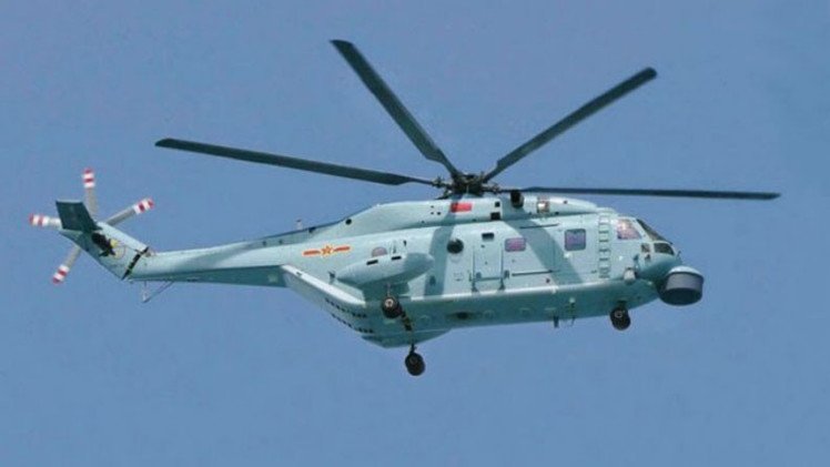 Un nuevo helicóptero chino bate el récord nacional de altitud al sobrevolar el Everest