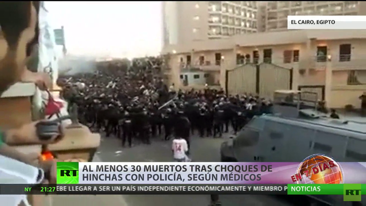 Choques de hinchas del fútbol con la Policía dejan al menos 30 muertos en Egipto