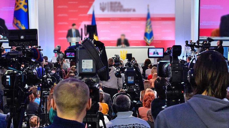 Moscú: Kiev viola la libertad de expresión al impedir el trabajo de periodistas rusos