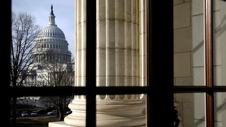 Periodista: Cobardía de los políticos estadounidenses llevará al mundo a una guerra nuclear