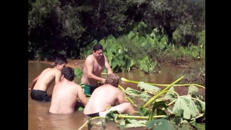 El increíble desenlace del video de la alcantarilla tapada en Brasil
