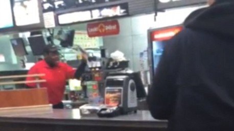 Empleado de McDonald's destroza el local al saber que está despedido