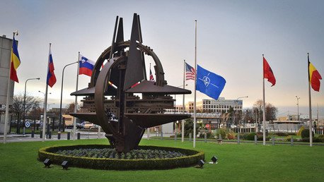 Experto: La OTAN actúa en las fronteras con Rusia como si provocara "a un enemigo"