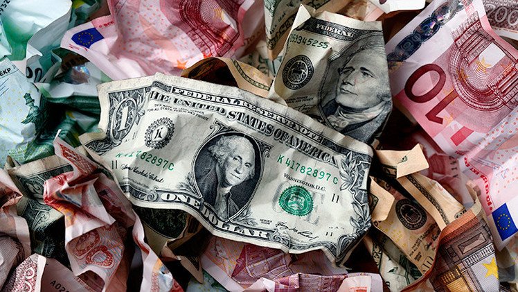 "Con el euro bajo Europa exporta su estancamiento al resto del mundo"