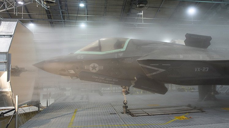 El caza F-35, una chapuza desde la chispa de encendido hasta el tren de aterrizaje