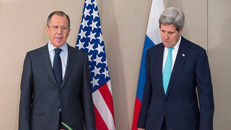 "Nuevas iniciativas sobre Ucrania son un intento de retrasar la aplicación de los acuerdos de Minsk"