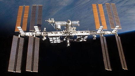 Fotos: Un astronauta realiza 'selfies' espaciales y revela la magnitud de la EEI