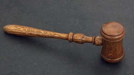 Fiscal se disculpa ante un inocente que pasó 30 años en prisión: "No me interesaba hacer justicia"