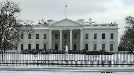 Periodistas de EE.UU. revelan la relación entre Washington y los oligarcas ucranianos