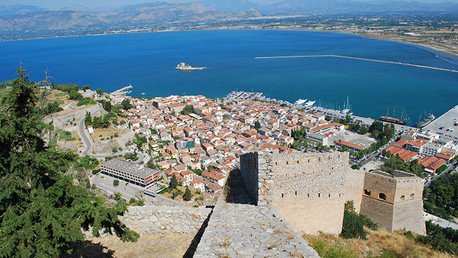 Pareja alemana 'paga su parte' a Grecia de las reparaciones de guerra de la Alemania nazi