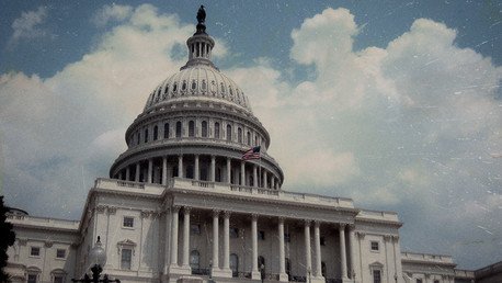 "EE.UU. tratará de aplicar la tecnología de las revoluciones de colores en Rusia"