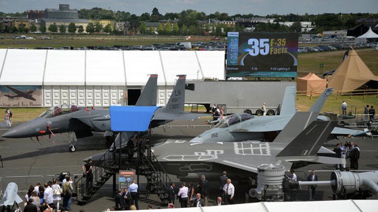 Experto: El F-35 es un fracaso total de EE.UU. con un único récord, su coste