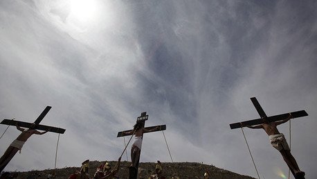 Amor y sangre: las imágenes más espectaculares del Viernes Santo en el mundo