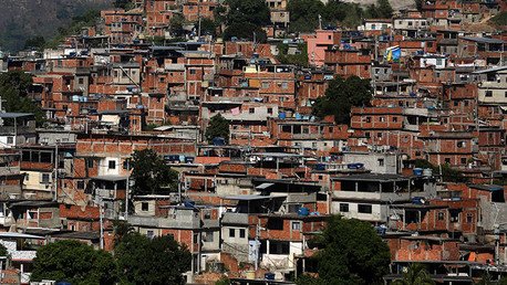 Brasil: Policía dispara gas lacrimógeno contra manifestantes