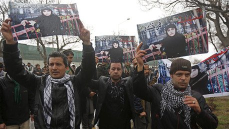 La mujer afgana asesinada por 'quemar un Corán' se convierte en símbolo