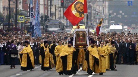 Facebook bloquea la cuenta a sacerdotes que indican sus títulos eclesiásticos