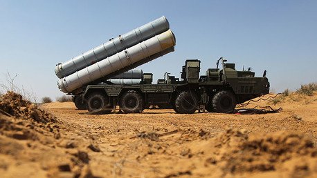 'Foreign Policy': "Putin no permitirá restricciones de compra de armas contra Irán"