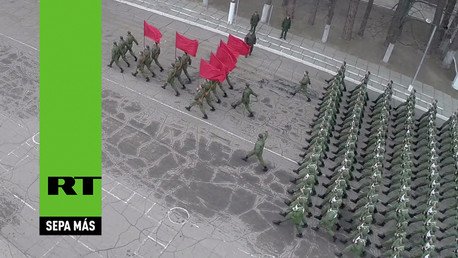 ¡Izquierda, derecha!: Dron espía los preparativos para el desfile más famoso del mundo