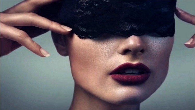 ¿Cuánto puede cambiar una foto retocándola en Photoshop?