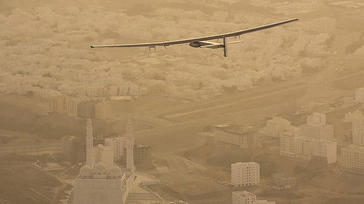 Avión Solar Impulse a por su gran hito: volar de China a Hawái
