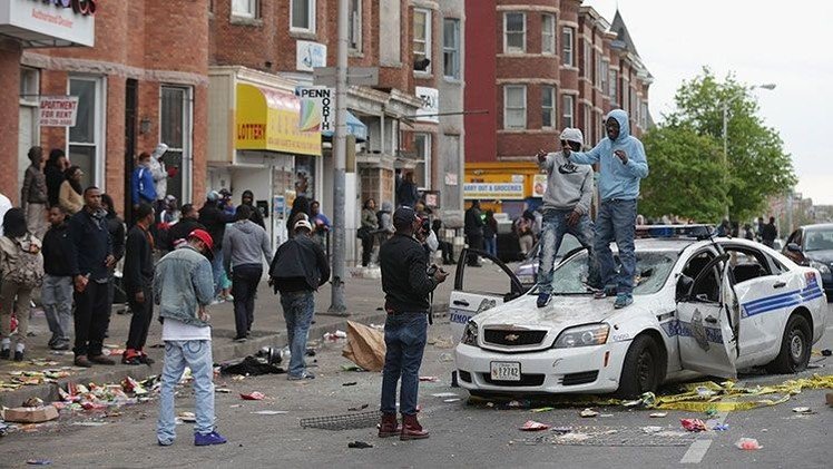 El homicidio de Gray salió más barato que romper la ventanilla de un coche patrulla