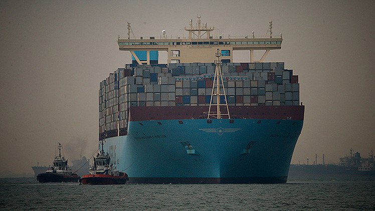 Irán: "EE.UU. debería tener su flota militar en zonas peligrosas y no en el golfo Pérsico"