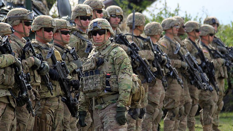 Parlamentario ruso: "La OTAN inventa amenaza rusa para que no les corten los salarios"